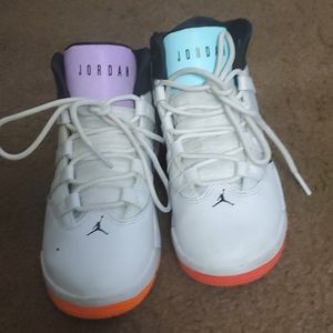 Gently used Jordan's